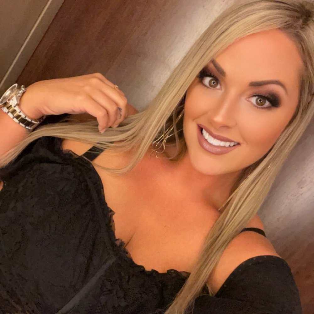 Meet your Posher, Alyssa